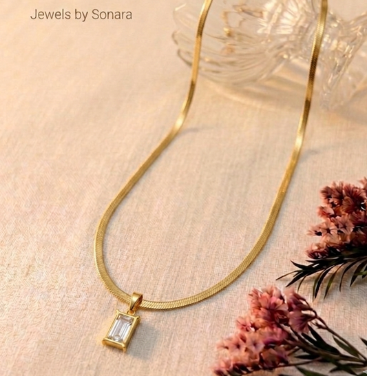 Gold Snake Chain Necklace with Cut Crystal Pendant for Women