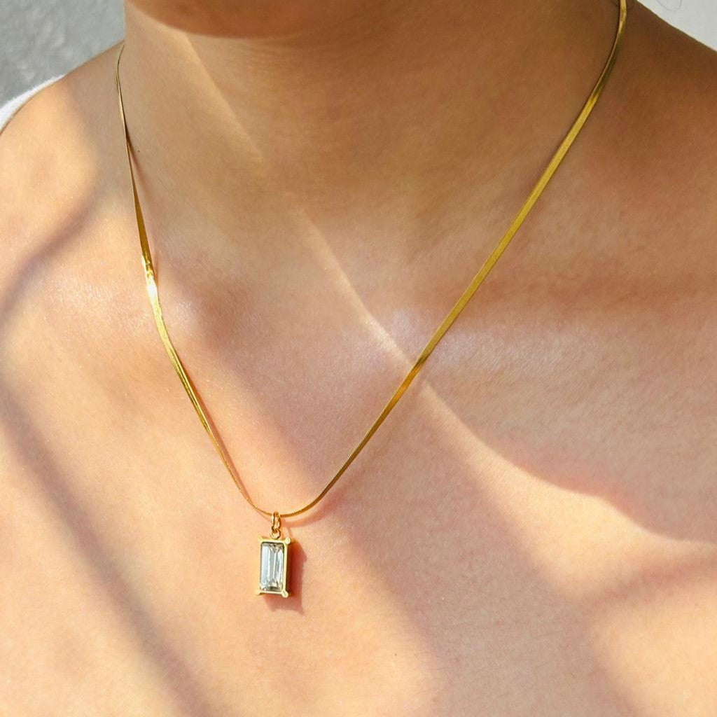 Gold Snake Chain Necklace with Cut Crystal Pendant for Women