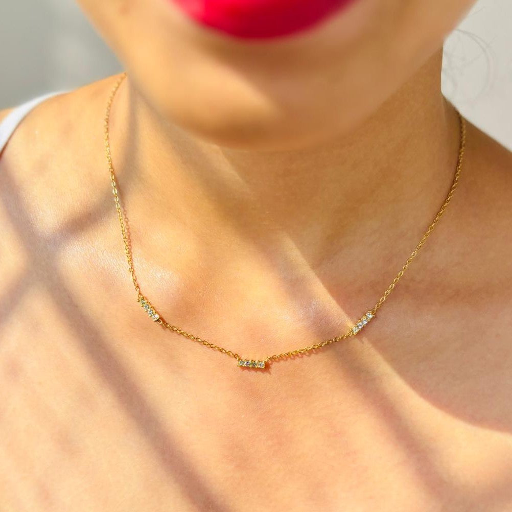 Elegant Triple Crystal Bar Minimalist Gold Necklace – Anti Tarnish, Lightweight & Skin-Friendly