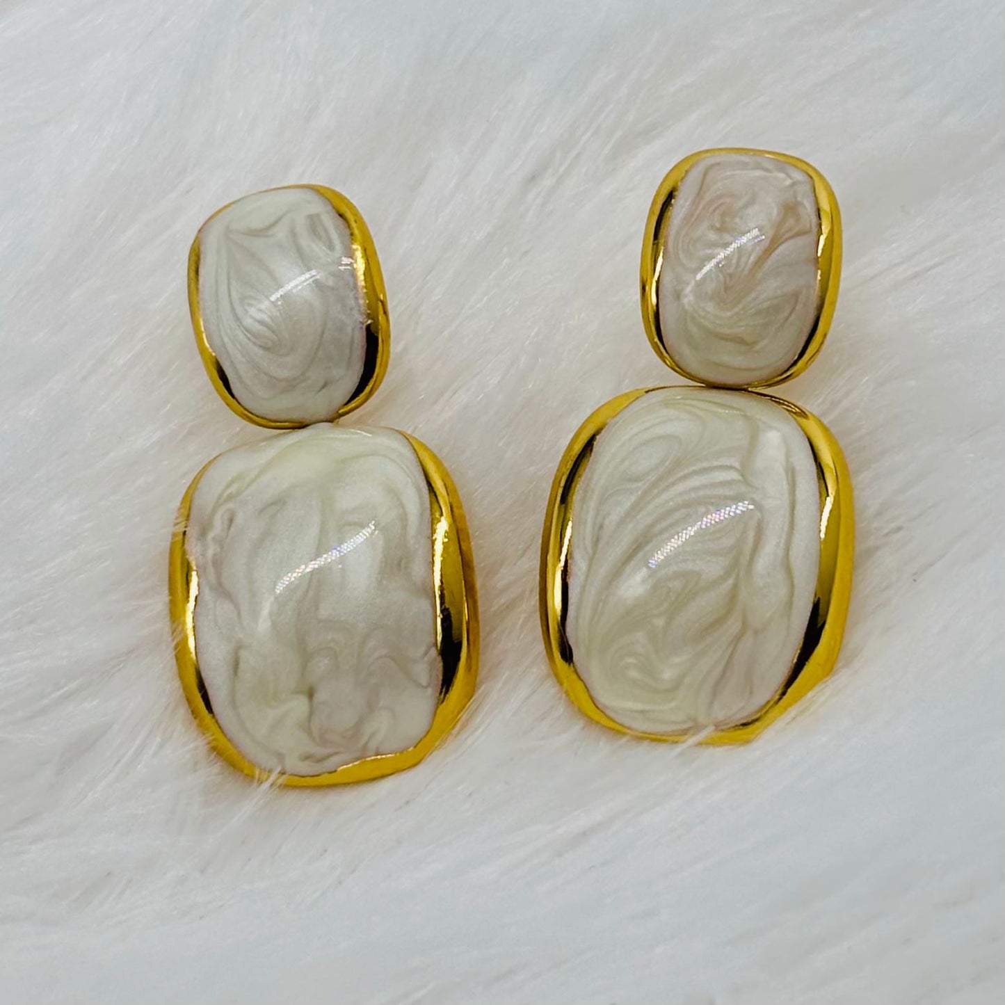 Elegant Marble Texture White Enamel Gold Plated Drop Earrings for Women – Anti Tarnish, Lightweight & Skin-Friendly