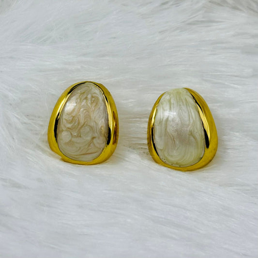 Elegant Marble Texture White Enamel Gold Plated Stud Earrings for Women